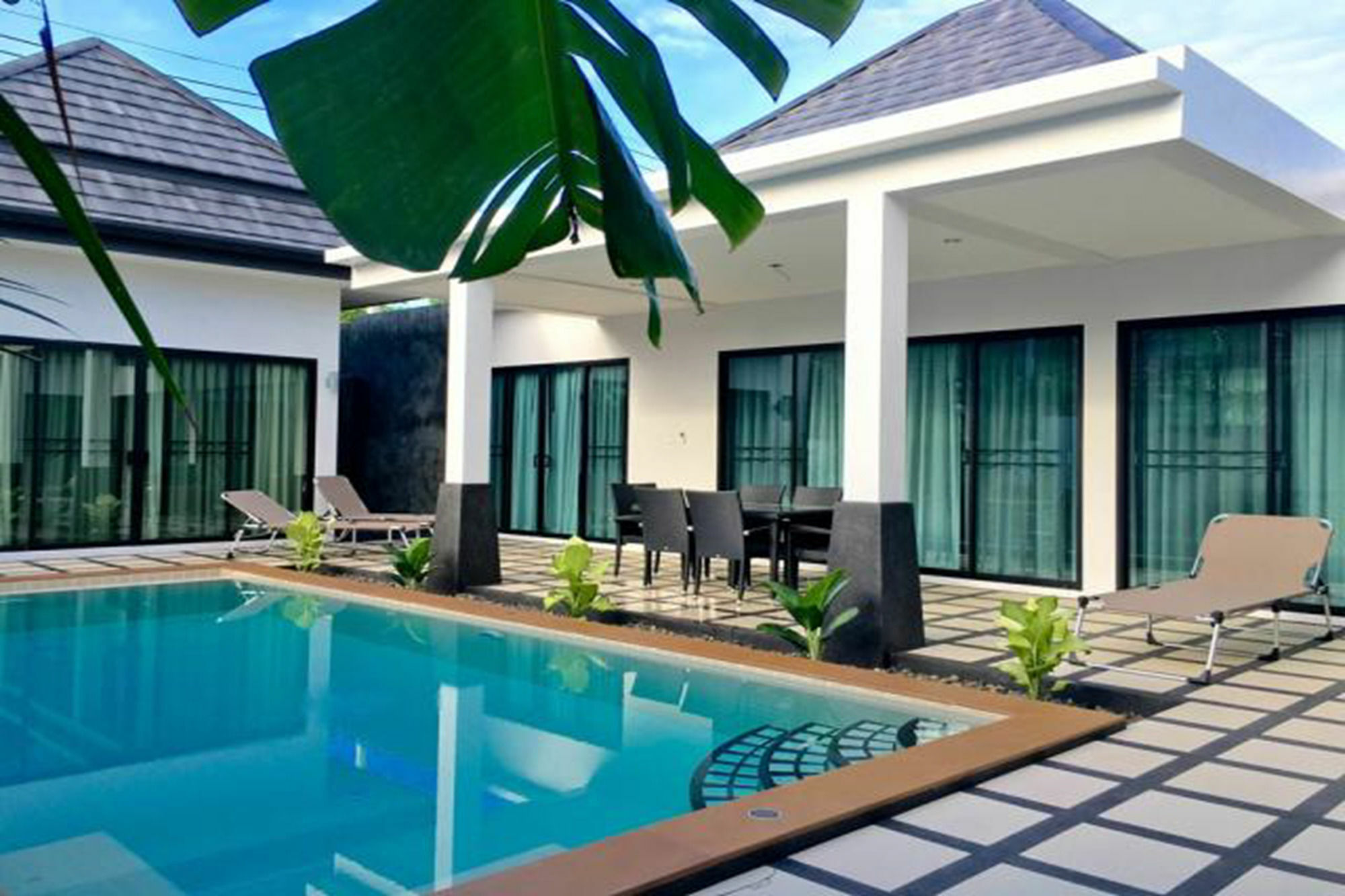 Clos Vougeot Villa By G Estate Rawai Ngoại thất bức ảnh